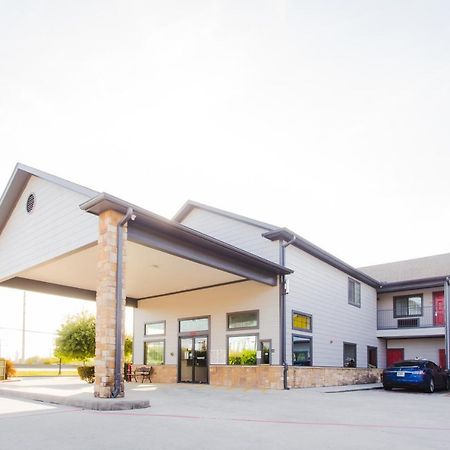 Palace Inn And Suites Baytown Exterior photo