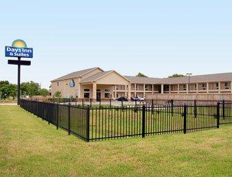 Palace Inn And Suites Baytown Exterior photo